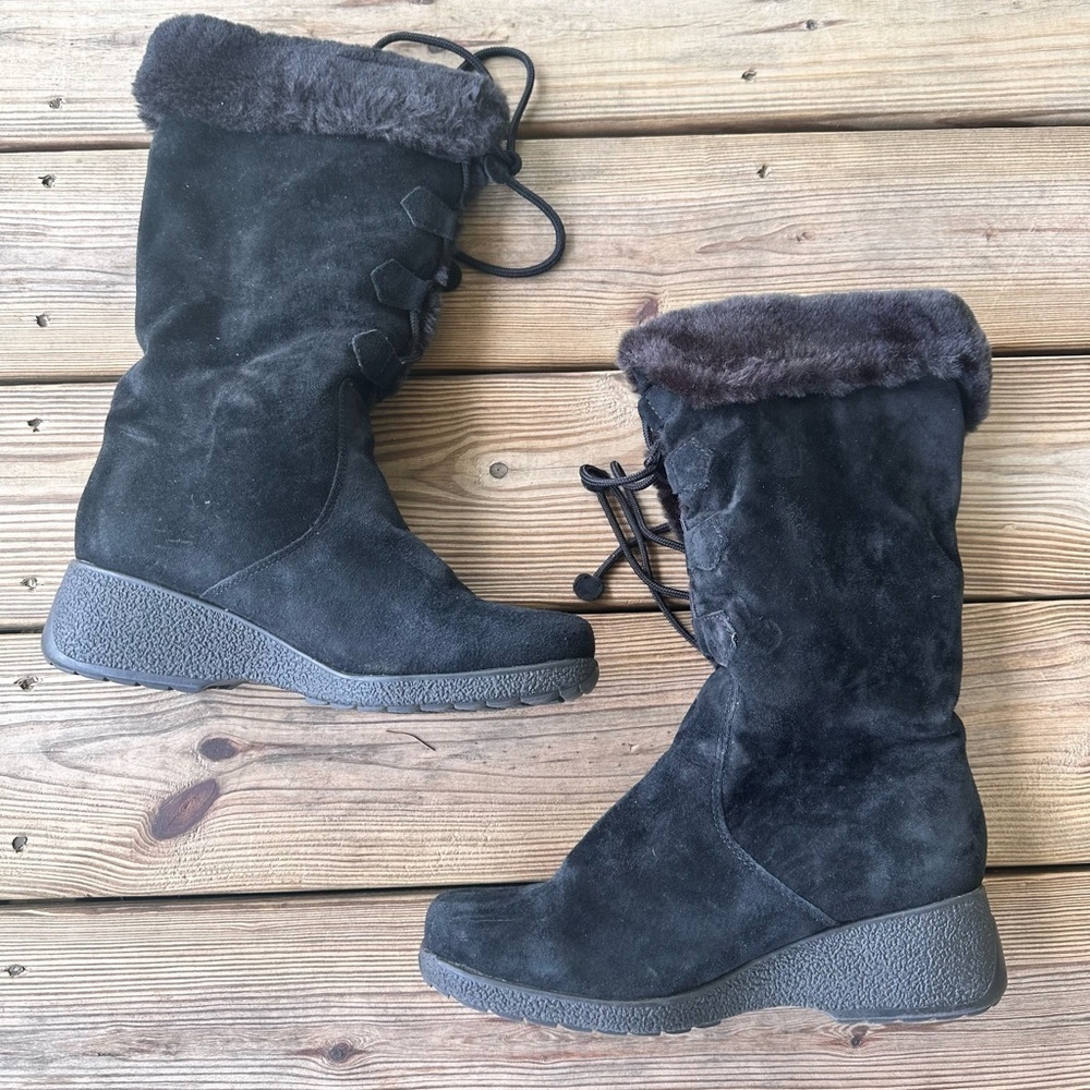 Khombu women’s black fur lined suede boots size 8.5